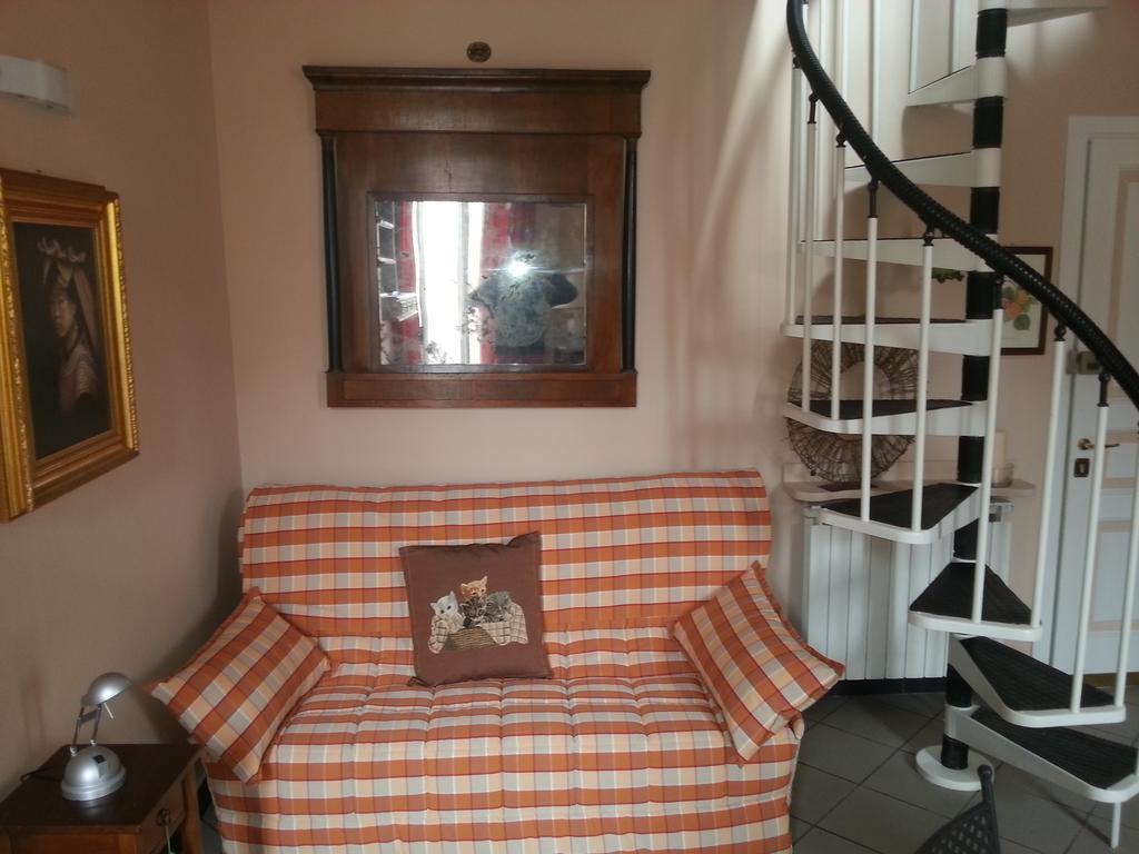 Case Vacanze Borgo Marina אימפריה חדר תמונה