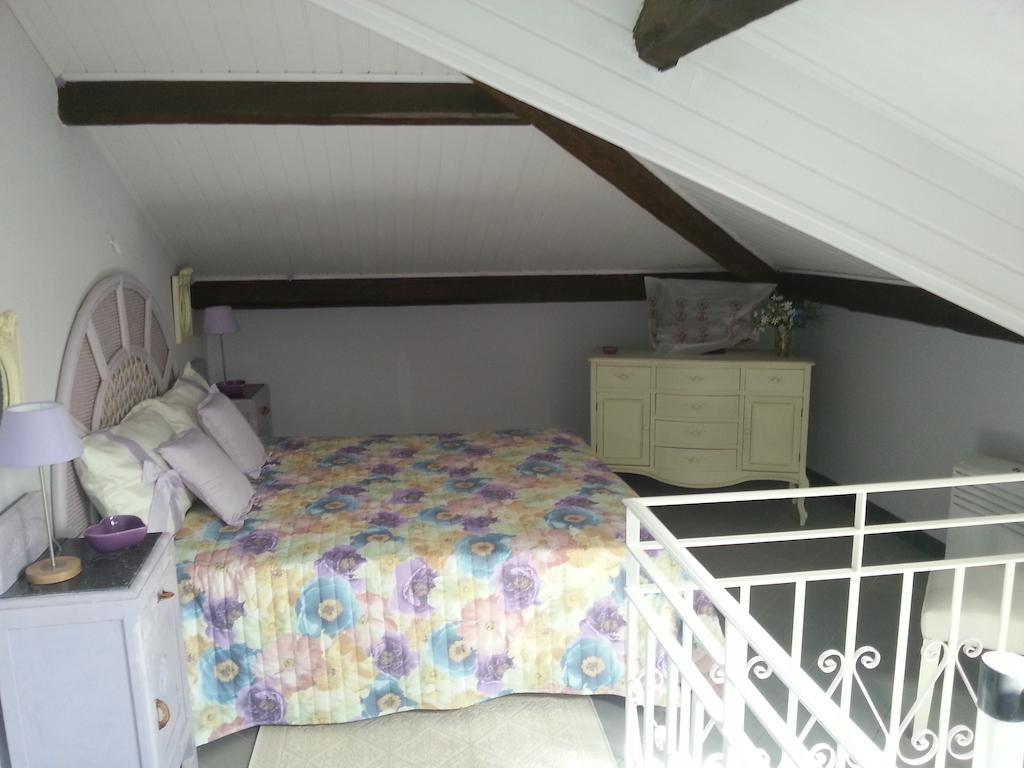 Case Vacanze Borgo Marina אימפריה חדר תמונה