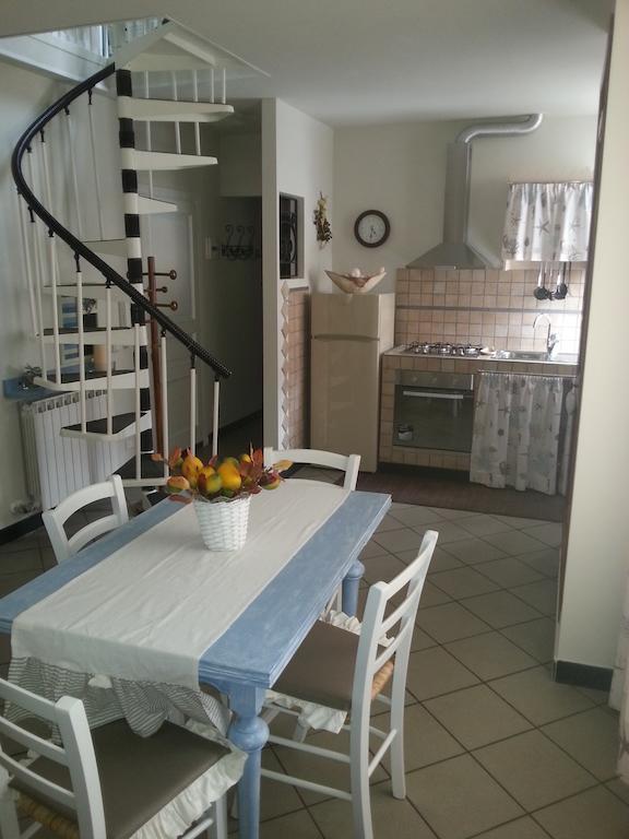 Case Vacanze Borgo Marina אימפריה חדר תמונה